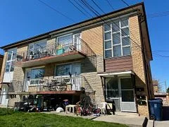 24 Garthdale Court, Toronto C06, On M3h 5p8