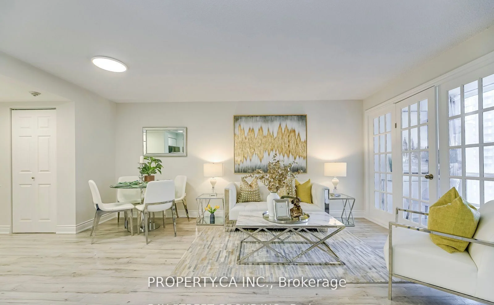 25 Grenville Street 906, Toronto C01, On M4y 2x5