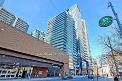 28 Wellesley Street E 804, Toronto C08, ON M4Y 1G3