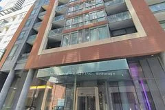 8 Mercer Street 705, Toronto C01, On M5v 3w2