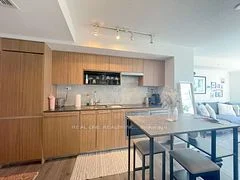 80 Queens Wharf Road 915, Toronto C01, ON M5V 0J2