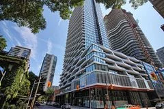 85 Wood Street 3708, Toronto C08, On M4y 0e8