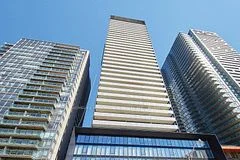 28 Wellesley Street E 502, Toronto C08, On M4y 1g3