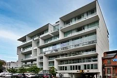 75 Portland Street 803, Toronto C01, ON M5V 2M9