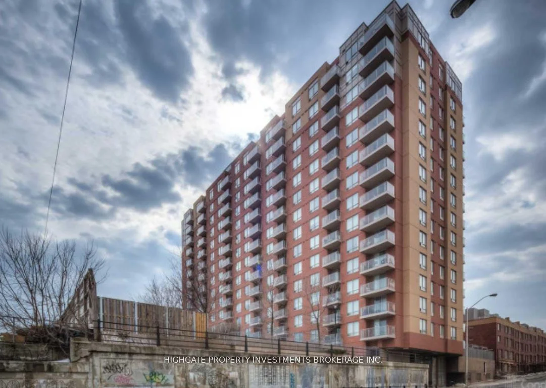 1369 Bloor Street W 406, Toronto C01, ON M6P 4J4