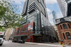 7 Grenville Street 5302, Toronto C01, On M4y 0e9