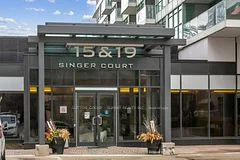 15 Singer Court 1111, Toronto C15, On M4p 0b9
