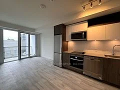70 Princess Street 909 E, Toronto C08, On M5a 0x6