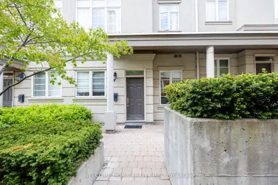 45 York Mills Road 104, Toronto C12, On M2p 1b6