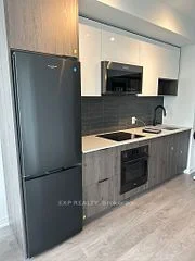 5 Defries Street N 1804, Toronto C08, On M5a 0w7