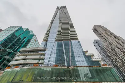 1 Bloor Street E 905, Toronto C08, On M4w 1a9