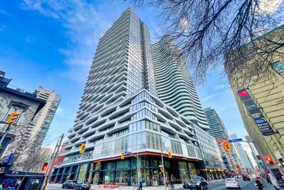 85 Wood Street 3009, Toronto C08, On M4y 0e8