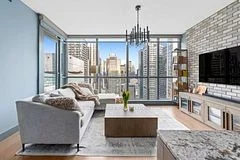 8 Charlotte Street 3404, Toronto C01, On M5v 0k4