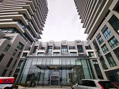 30 Inn On The Park Drive 3810, Toronto C13, ON M3C 0P8