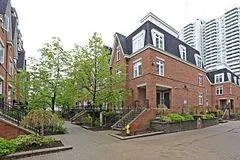 85 Lillian Street 21, Toronto C10, On M4s 2h7