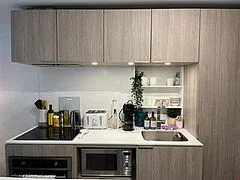 77 Shuter Street 1612, Toronto C08, On M5b 0b8