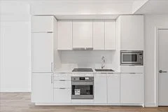 7 Golden Lion Heights 2001, Toronto C14, ON M2M 0C1