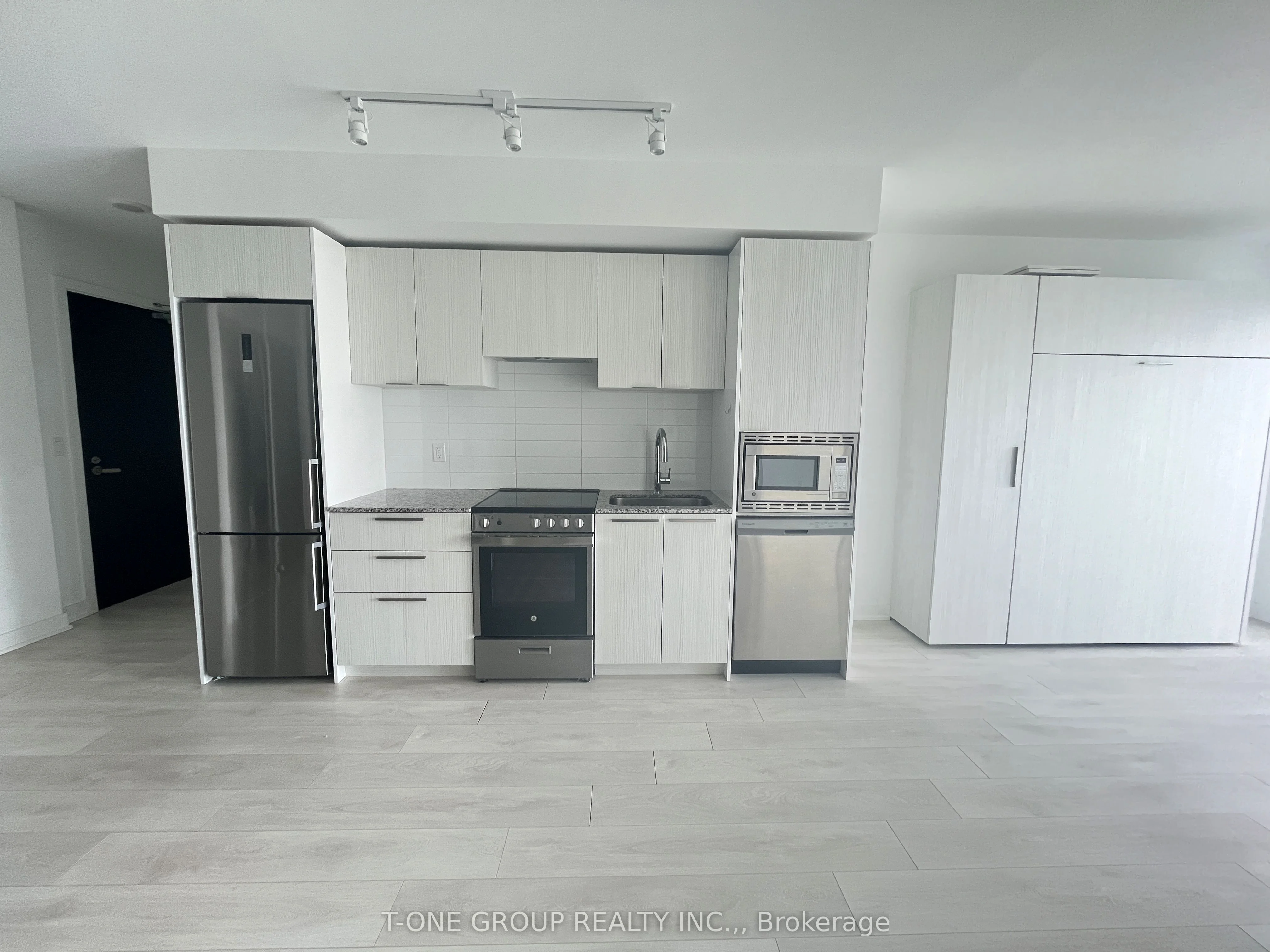 501 Yonge Street 3607, Toronto C08, ON M4Y 0G8