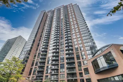 33 Sheppard Avenue E 1400, Toronto C14, On M2n 7k1