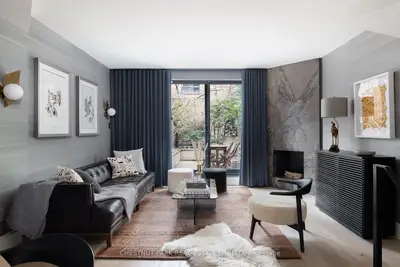 29a Dundonald Street, Toronto C08, On M4y 1k3