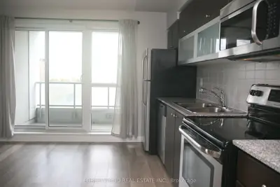 2015 Sheppard Avenue E 1405, Toronto C15, On M2j 0b3