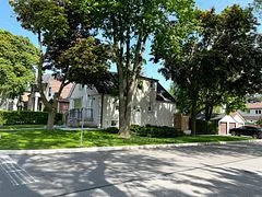 241 Poyntz Avenue, Toronto C07, On M2n 1j5