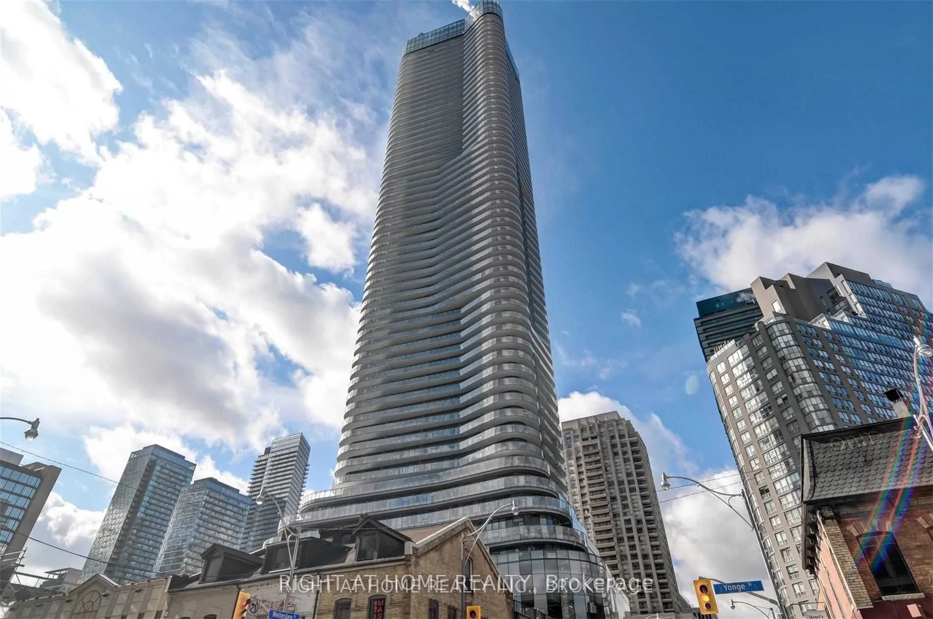 11 Wellesley Street W 401, Toronto C01, On M4y 1e8
