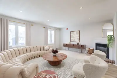 Upper Level in Toronto