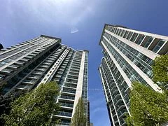 35 Bales Avenue 1609, Toronto C14, ON M2N 7L7
