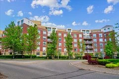 451 Rosewell Avenue 208, Toronto C04, ON M4R 2H8