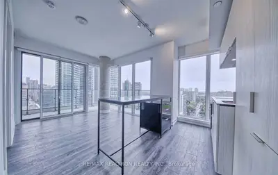 77 Shuter Street E 1910, Toronto C08, On M5c 1s1