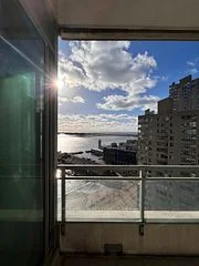 #1923 230 Queens Quay W, Toronto C01, ON, M5J 2X1