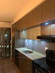 110 Charles Street E 1801, Toronto C08, On M4y 1t5
