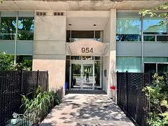 954 King Street W 111, Toronto C01, On M6k 3l9