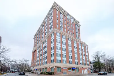 15 Maplewood Avenue 1009, Toronto C03, On M6c 4b4