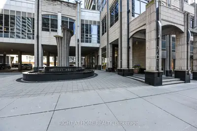761 Bay Street 3411, Toronto C01, On M5g 2r2