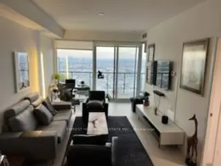 488 University Avenue 4212, Toronto C01, On M5g 0c1