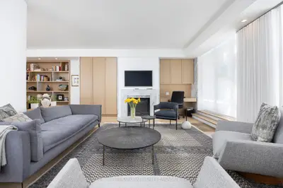 438 Richmond Street W 1408, Toronto C01, On M5v 3s6