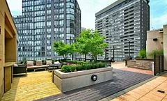 11 St Joseph Street 1112, Toronto C01, ON M4Y 3G4