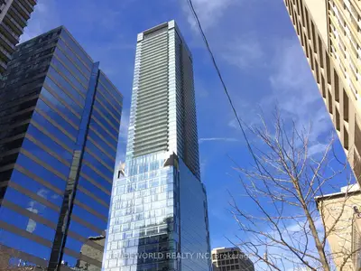 488 University Avenue 2101, Toronto C01, On M5g 0c1