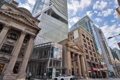 197 Yonge Street 3708, Toronto C08, On M5b 0c1
