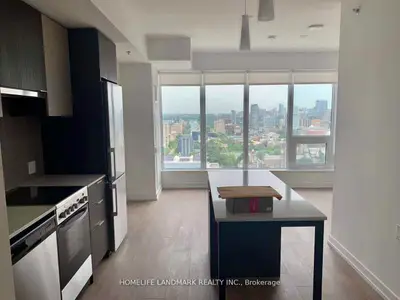 203 College Street 2806, Toronto C01, On M5t 1p9