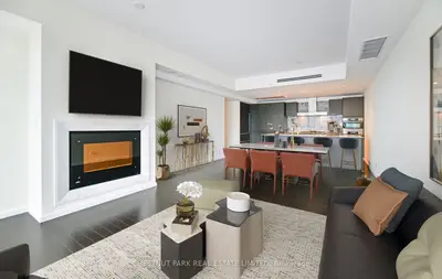 180 University Avenue 3608, Toronto C01, On M5h 0a2