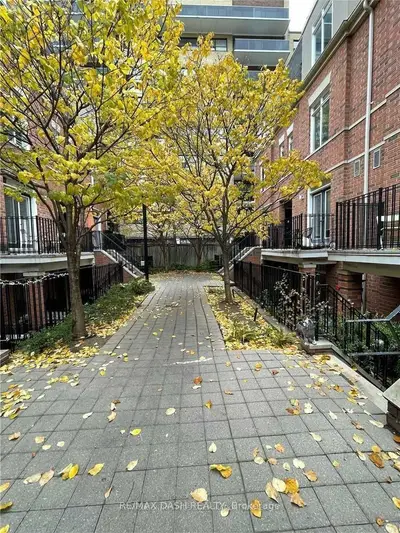 415 Jarvis Street 231, Toronto C08, On M4y 3c1