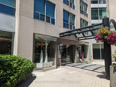 942 Yonge Street 815, Toronto C02, On M4w 3s8
