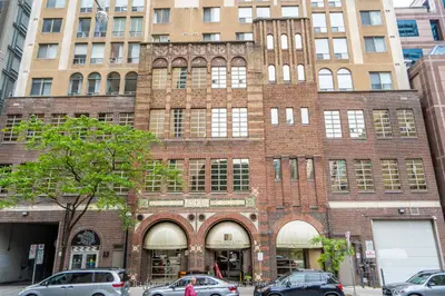 25 Grenville Street 2102, Toronto C01, On M4y 2x5