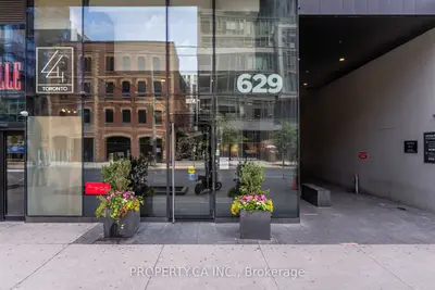 38 Stewart Street 507, Toronto C01, On M5v 0h1