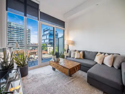 Condo Apartment in Toronto