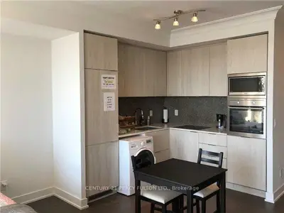318 Richmond Street W 2510, Toronto C01, On M5v 0b4