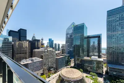 Condo Apartment in Toronto